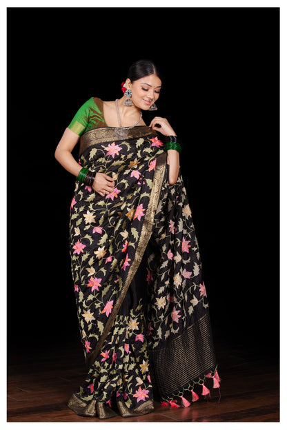 Black crepe embroidary saree with banarsi border