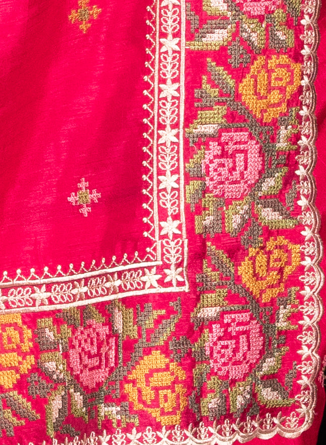 Pink  silk saree with cross stitch embroidary border and pallu