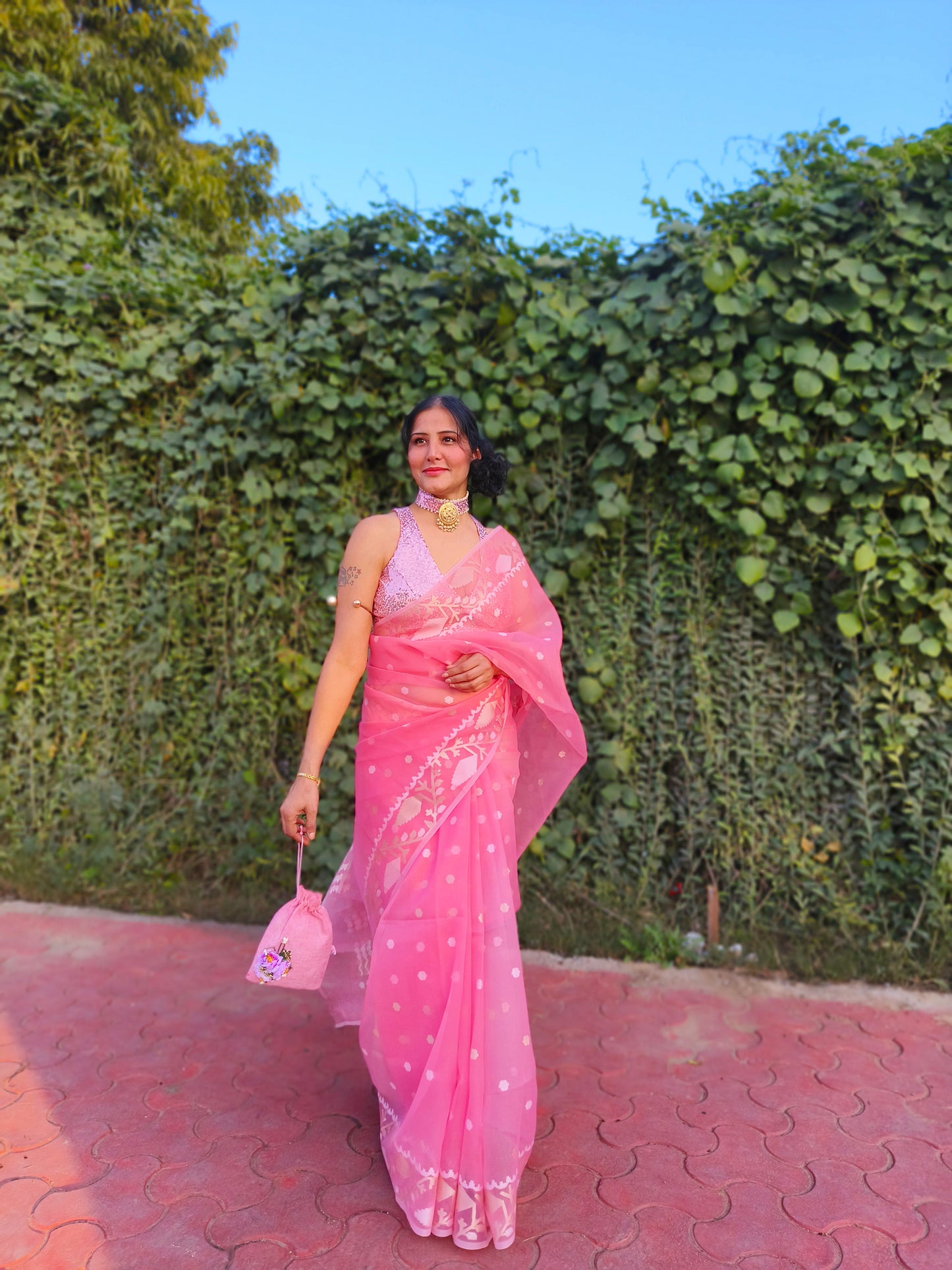 Pastel pink Muslin Jamdani saree