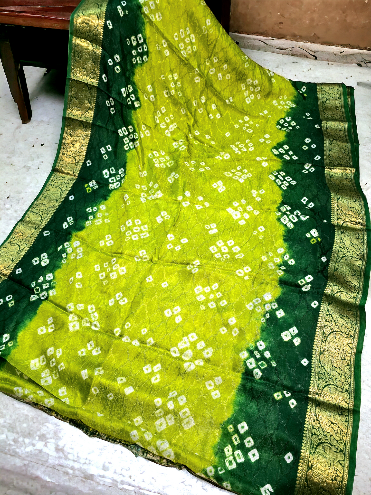 Gren colour semi gajji silk bandhani saree with zari border