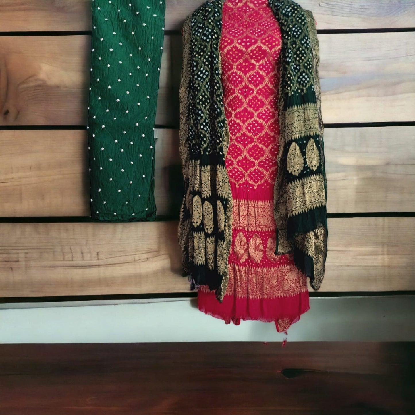 Pure Khaddi Georgette Bandhani Pink Suit With Green Color Duptta and Salwar